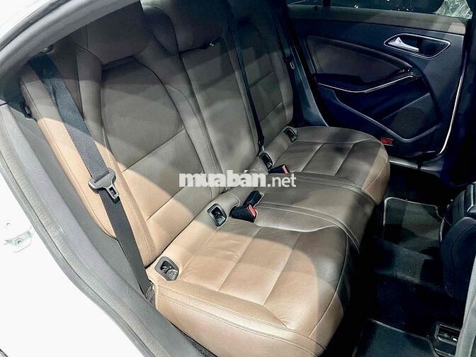 Mercedes Benz CLA250 4Matic Model 2015 - 46.000 km