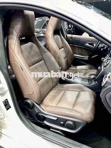 Mercedes Benz CLA250 4Matic Model 2015 - 46.000 km