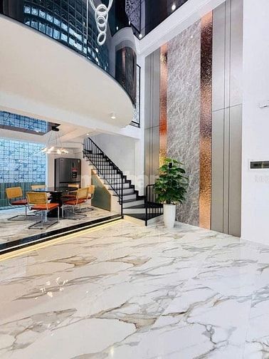 Nhà Mặt Tiền Sầm Uất Hai Bà Trưng, Q.3 – 67.5m² – Giá Tốt Cho Nhà 