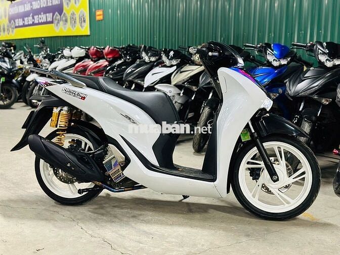 XE MÁYTHANH TÙNG_SH VIỆT 125 TRẮNG ĐỘ KIỂNG 2021