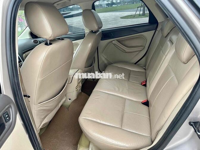 Ford Focus 2011 1.8 MT cực đẹp