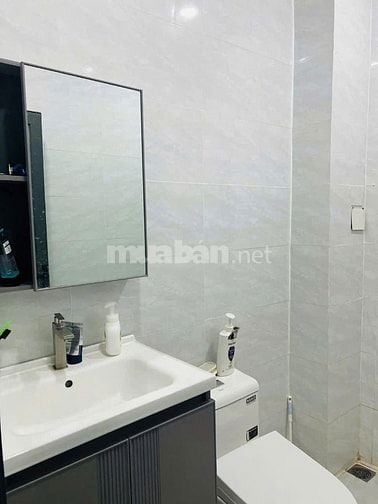 Bán Gấp nhà đẹp đường số 31 đường nhựa F5Q8 dt: 3,5 x 14,5m, 1 lầu 