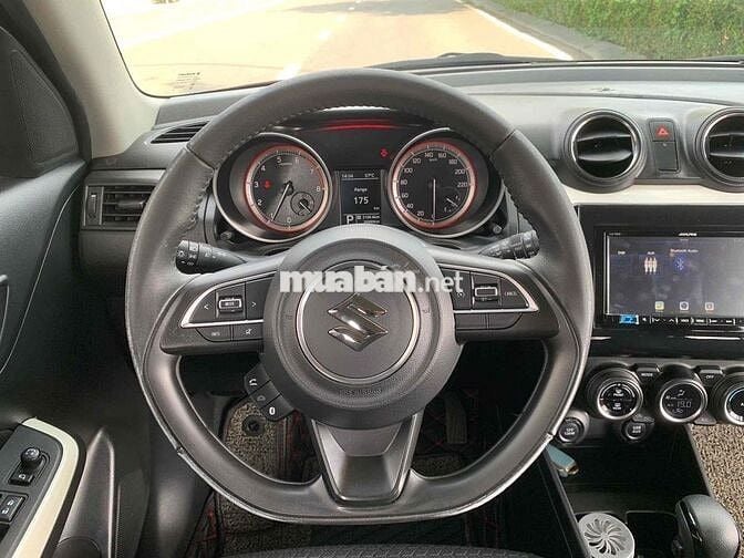 Suzuki Swift 2019 GLX 1.2 CVT - 30000 km