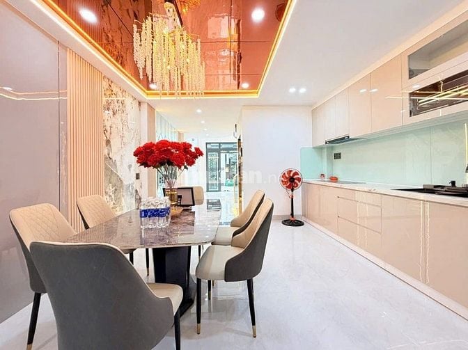 Bán gấp nhà 4PN đường CMT8 gần với công viên Thỏ Trắng giá tốt 3,46 tỷ