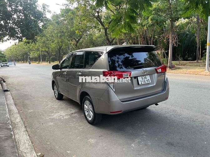 Toyota Innova 2018 2.0G - 118240 km
