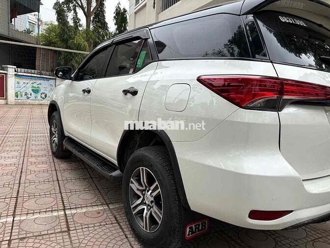 Toyota Fortuner 2020 2.4AT 4x2  - 80000 km