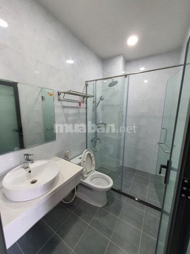 Bán nhà hẻm 1070 Trường Sa 5 tầng nhà mới giá chỉ 12,5 tỷ