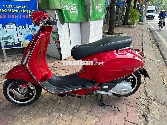 Vespa 2022