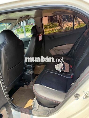 Hyundai Grand i10 2015 nhập 1.2 xe đẹp zin sẵn đi