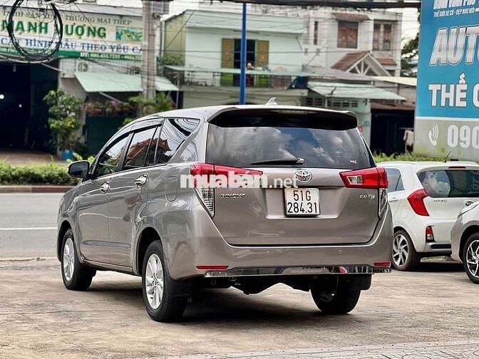 Toyota Innova 2017 2.0E - 100000 km rất mới