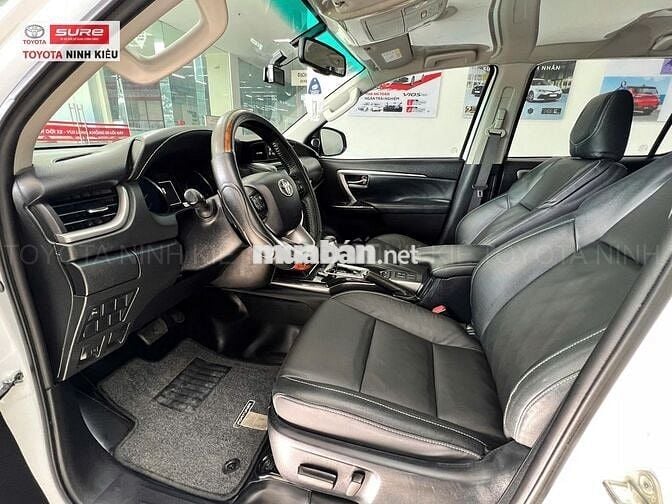 Toyota Fortuner 2022 2.4 4x2 AT Máy Dầu Tự Động