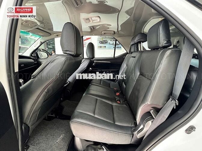 Toyota Fortuner 2022 2.4 4x2 AT Máy Dầu Tự Động