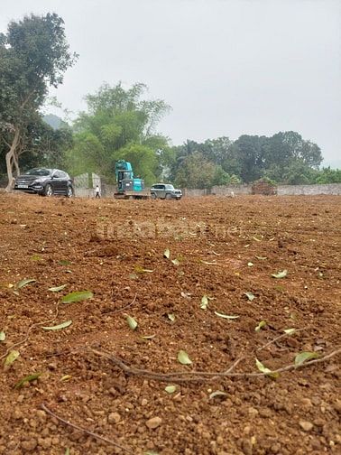 CẦN BÁN LÔ ĐẤT 1700M2 VIEW ĐẸP PHÙ HỢP NGHỈ DƯỠNG