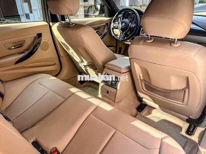 BMW 320i SẢN XUẤT 2013 LÊN NHIỀU ĐỒ CHƠI