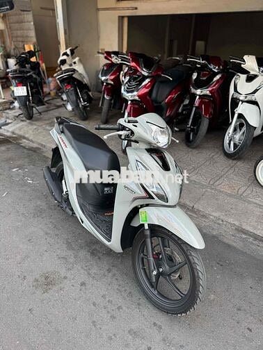 Vision 2023 bản thể thao mâm lớn siêu lướt 2k km