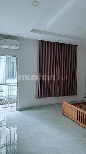 Cho thuê nhà nguyên căn 3 lầu view thoáng đẹp 4PN giá cực rẻ 15Tr/th t