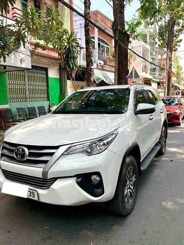 Toyota Fortuner 2020 2.4MT 4x2 MT  - Vay 70%