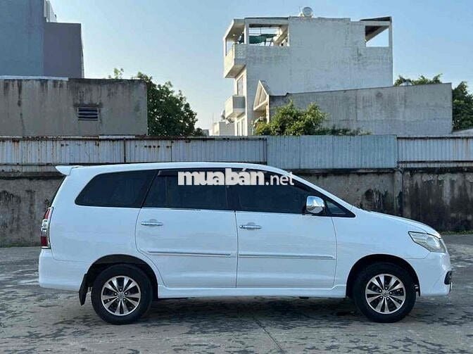 Toyota Innova 2016 J - 190000 km