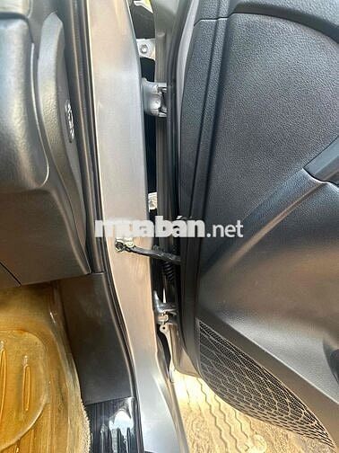 Toyota Innova 2019 2.0 E xem xe tại tp cần thơ