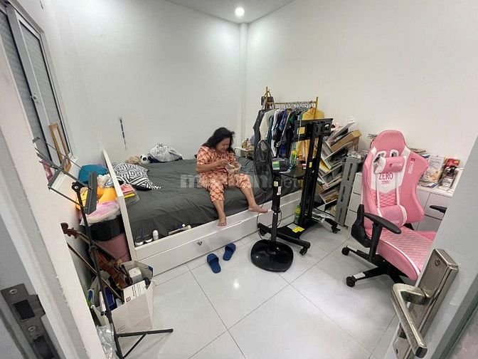 NHÀ MỚI 489A Huỳnh Văn Bánh hẻm thông Trường Sa - 3PN 3WC