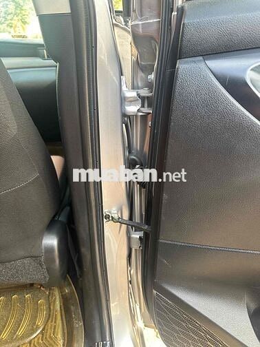 Toyota Innova 2019 2.0 E xem xe tại tp cần thơ