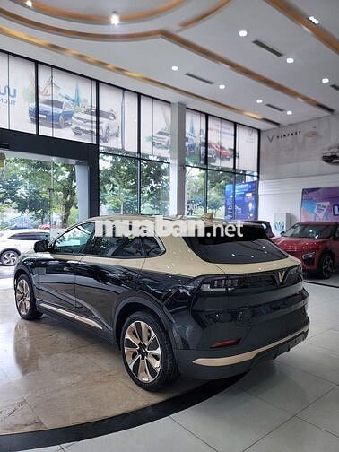✅ VINFAST VF8 KÈM PIN MIỄN THUẾ TRẢ TRƯỚC 250 TR