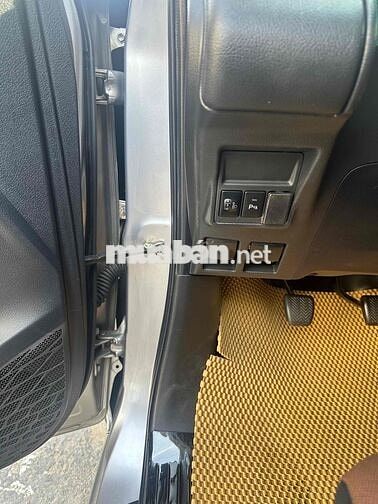 Toyota Innova 2019 2.0 E xem xe tại tp cần thơ