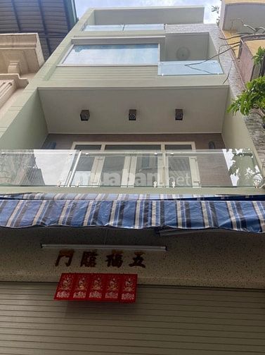 Bán nhà cực đẹp gần Đầm Sen , đang cho thuê 13tr, 58m2,4 tầng ,hơn 6ty