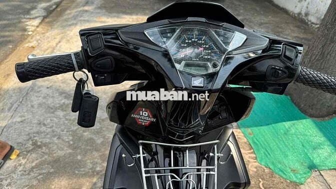 xe đẹp khoá thông minh còn 1 cặp