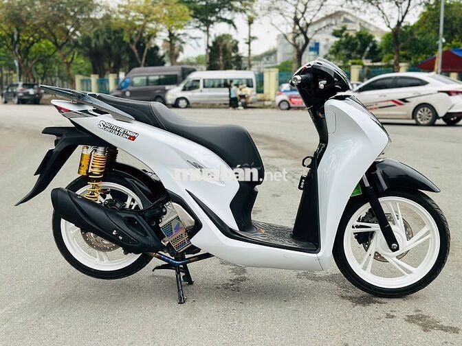 HONDA SH 125 TRẮNG ĐỘ NHIỀU ĐỒ CHƠI MÁY BAO ZIN