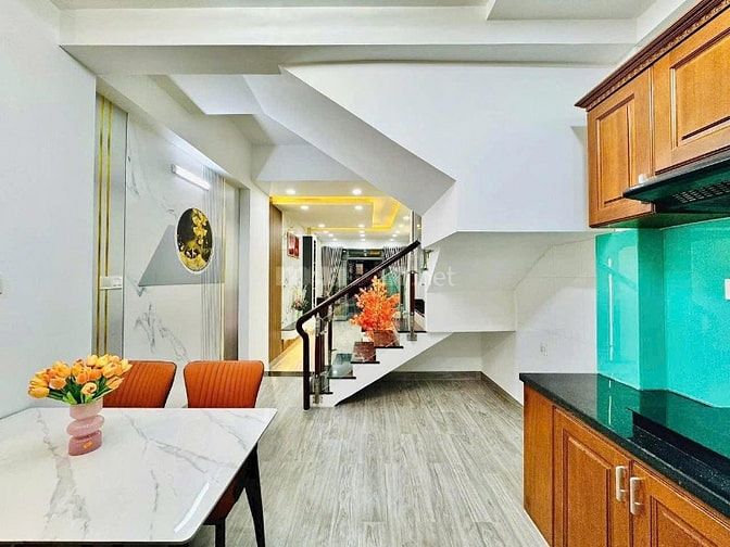 Chủ cần tiền gấp, bán nhà gần trường tiểu học Trần Văn Đang, 49m2 2tỷ7