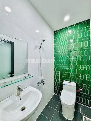 Chủ cần tiền gấp, bán nhà gần trường tiểu học Trần Văn Đang, 49m2 2tỷ7