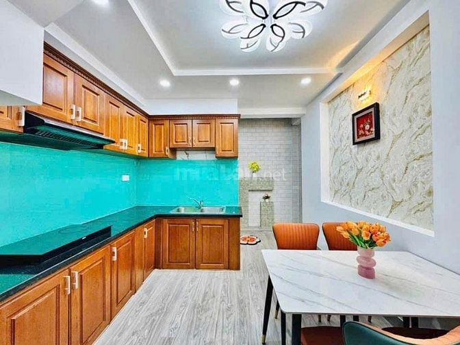 Chủ cần tiền gấp, bán nhà gần trường tiểu học Trần Văn Đang, 49m2 2tỷ7
