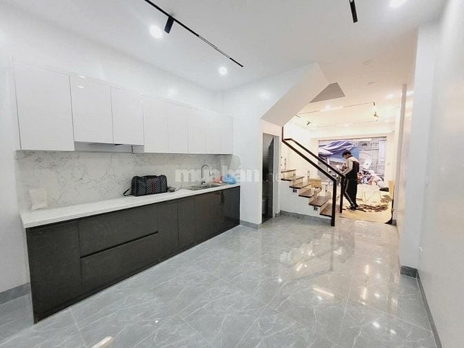 🏠Tôi chính chủ Bán nhà Cầu Giấy 46m2 NGÕ THẲNG TẮP- Ô TÔ- KINH DOANH 