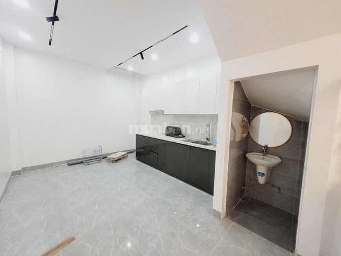 🏠Tôi chính chủ Bán nhà Cầu Giấy 46m2 NGÕ THẲNG TẮP- Ô TÔ- KINH DOANH 