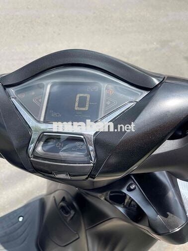 SH 150 abs 2021 đk 2022 vô đèn trước 300 i phung