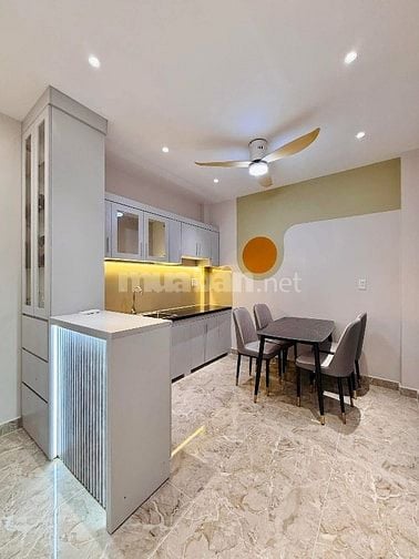 Bán gấp nhà 2PN đường An Dương Vương Quận5 giảm ngay 100tr cho chủ mới