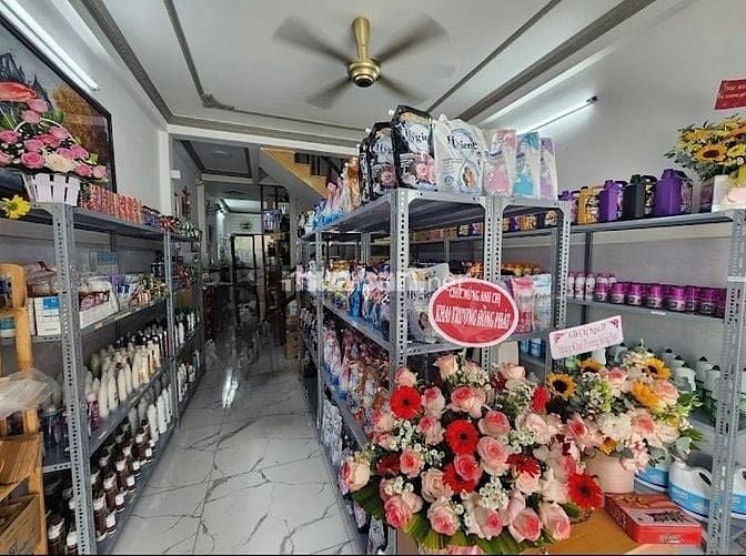 TUYỂN GẤP LĐPT TẠI QUẬN 10 LƯƠNG CAO ĐI LÀM NGAY