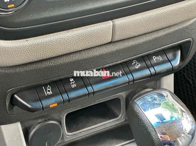 Chevrolet Colorado 2018 4x4 Hai cầu máy dầu,số tđ