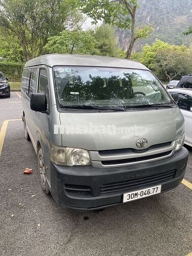 Toyota Hiace 2008 Commuter 2.5 - 230000 km