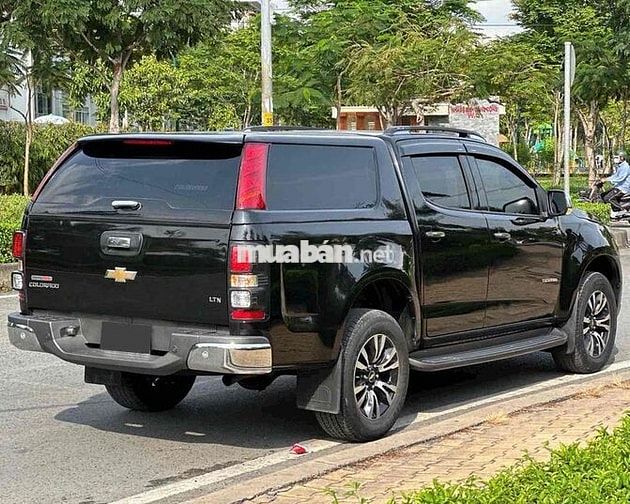 Chevrolet Colorado 2018 4x4 Hai cầu máy dầu,số tđ