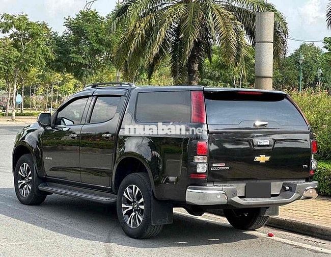 Chevrolet Colorado 2018 4x4 Hai cầu máy dầu,số tđ
