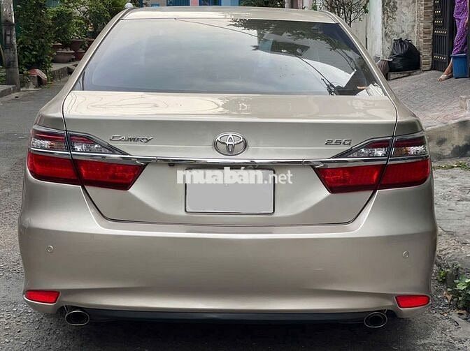 Toyota Camry 2015 2.5Q - 110000 km