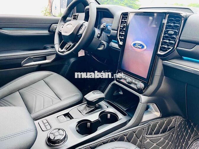 Ford Everest 2024 Titanium Plus 2.0L 4x4 - 600km