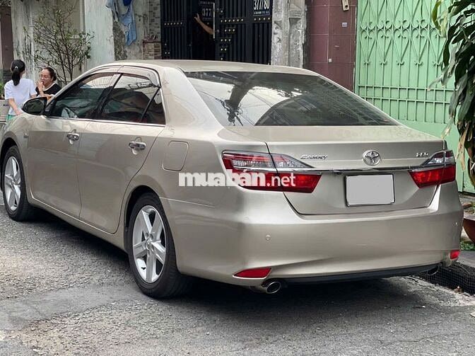 Toyota Camry 2015 2.5Q - 110000 km