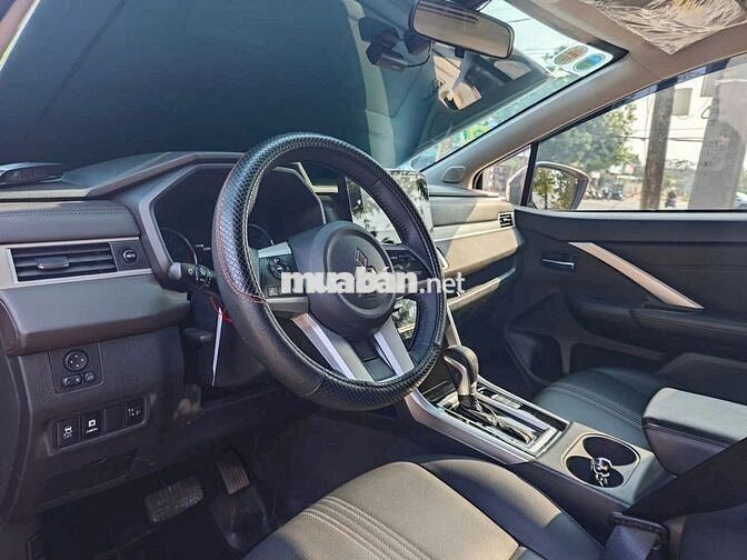 Mitsubishi Xpander 2024 Premium 1.5 AT - 10000 km