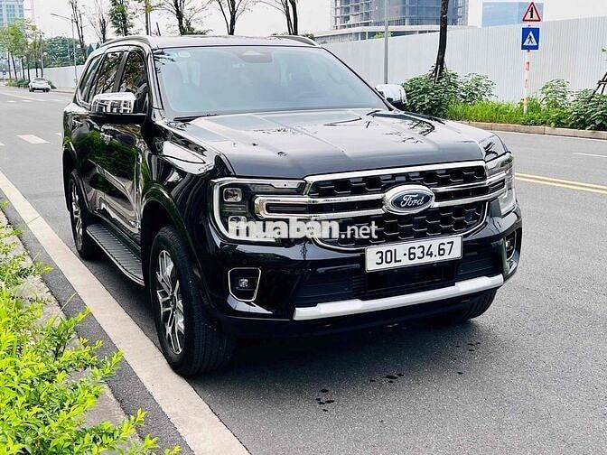 Ford Everest 2024 Titanium Plus 2.0L 4x4 - 600km