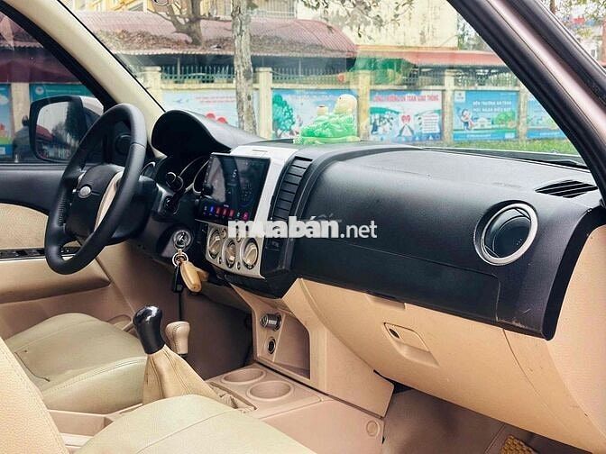 Ford Everest 2009 2.5L 4x4 MT