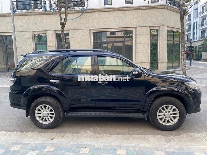 Toyota Fortuner 2015 2.7V 4x2 - 13000 km