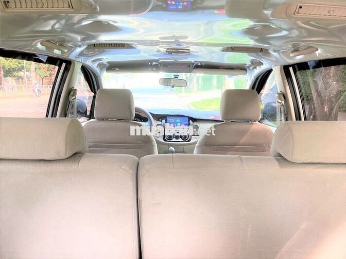Bán INNOVA 2015E màu bạc Zin xe nhà chínhchủ 287tr